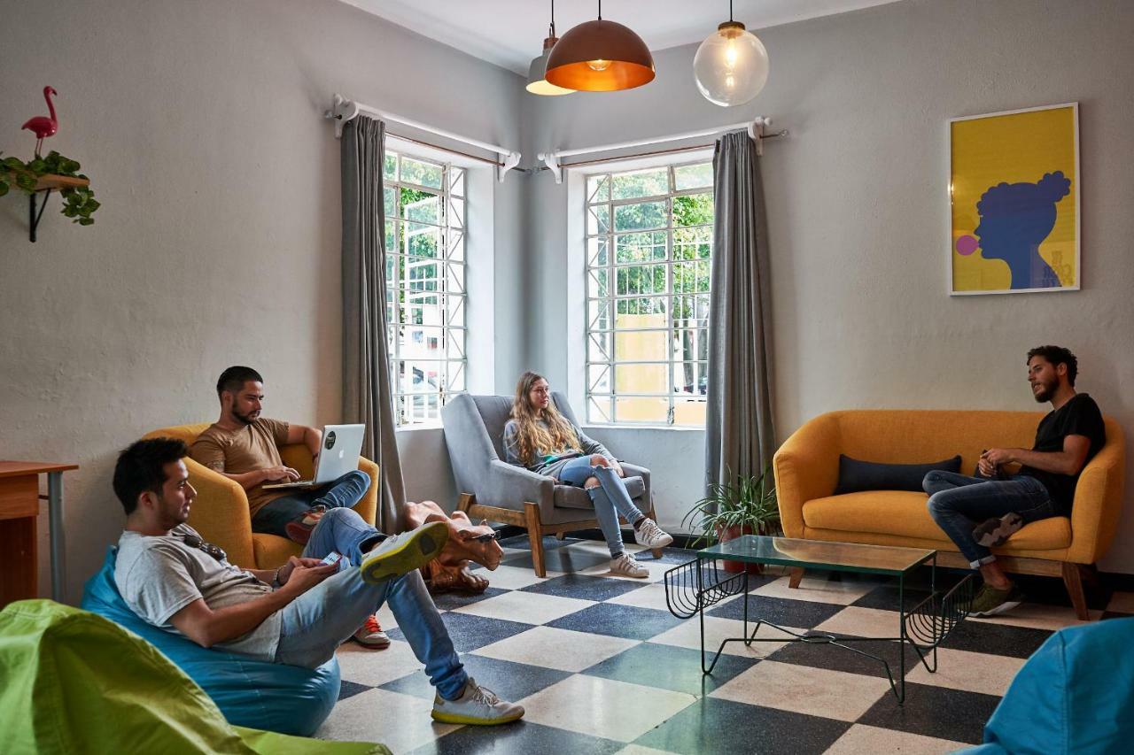 Hostal Americana Guadalajara Dış mekan fotoğraf