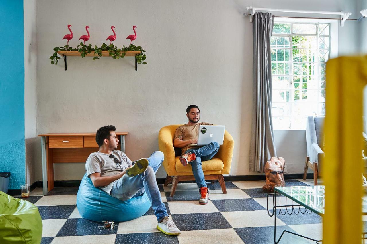 Hostal Americana Guadalajara Dış mekan fotoğraf